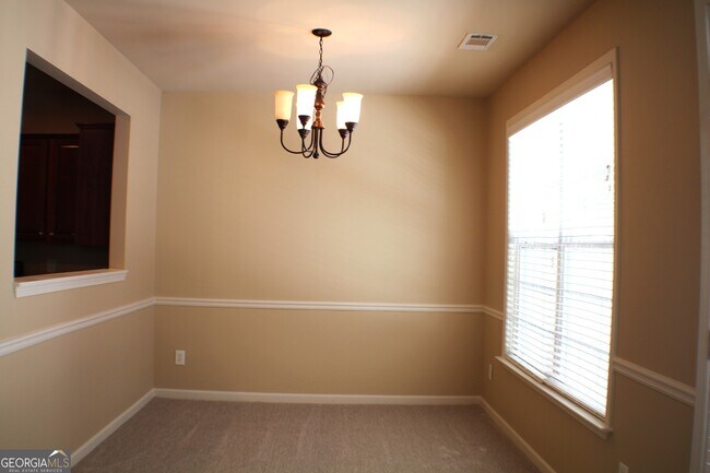 Building Photo - 3328 Castleberry Village Cir