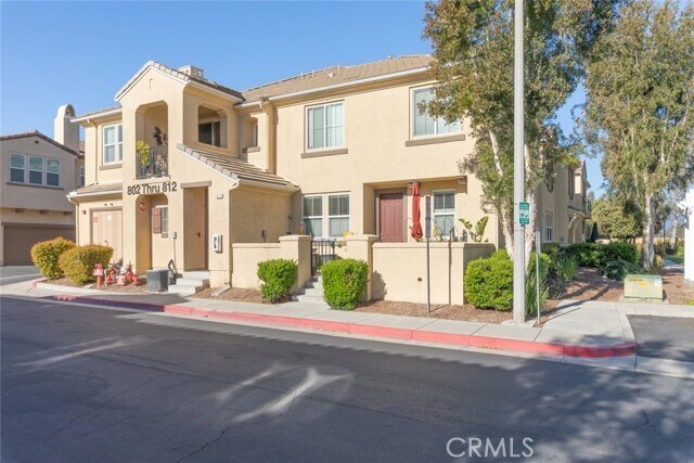 Building Photo - 1800 E Lakeshore Dr