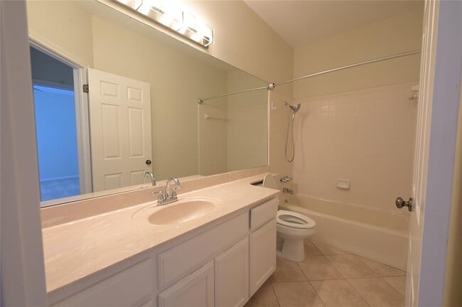 Building Photo - 7602 Bellflower Cove