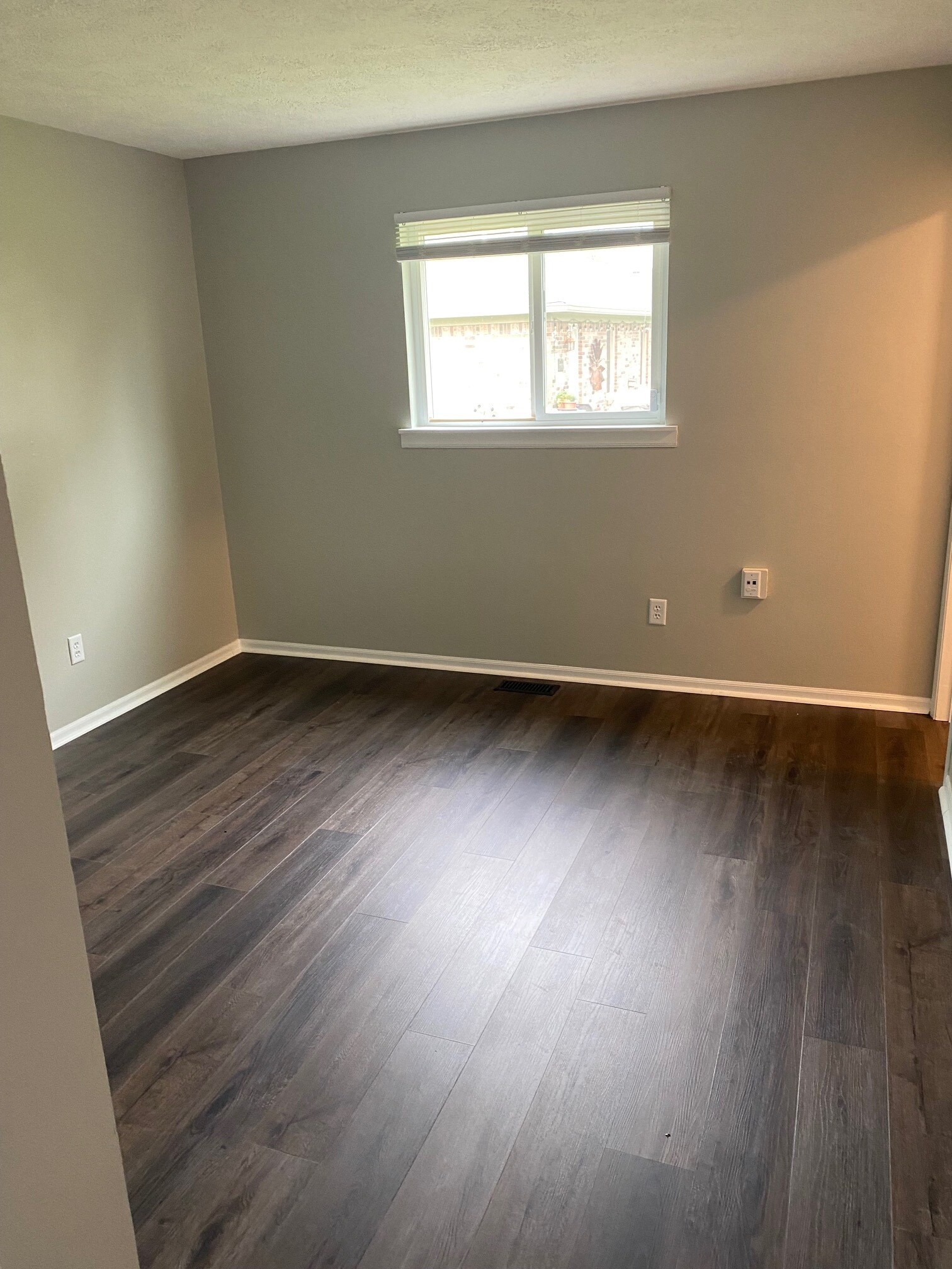 Master bedroom - 1035 Pine St