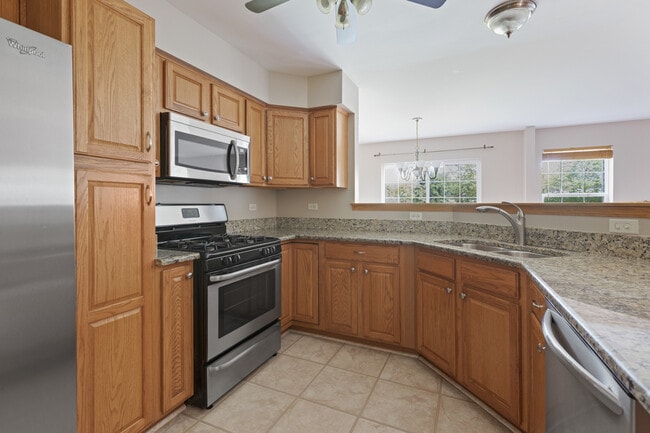 Building Photo - 2479 Stoughton Cir