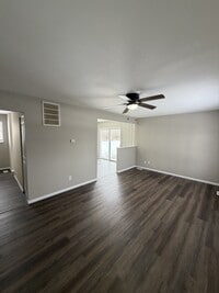 Building Photo - 2003 E Florida Ave