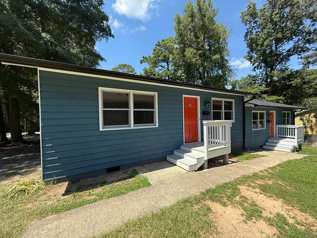 Building Photo - Johnson Street [2 UNITS]