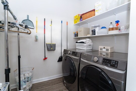 Building Photo - 6121 King George Dr