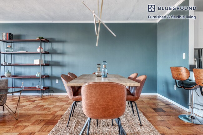 Building Photo - 8 Whittier Pl