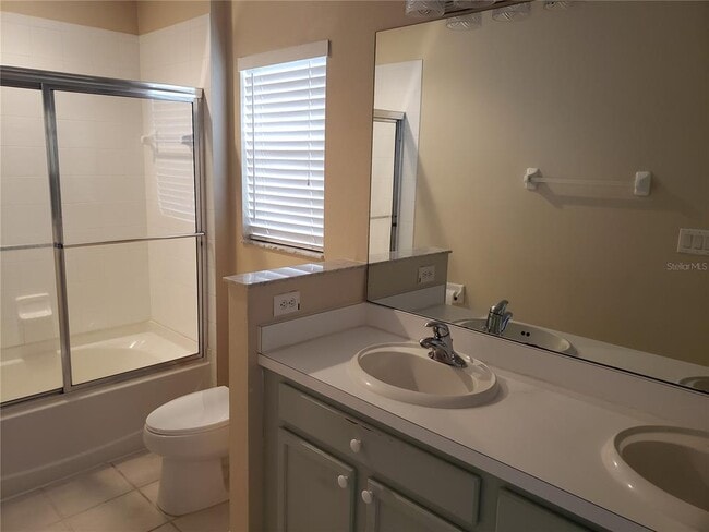 Building Photo - 31316 Triborough Dr