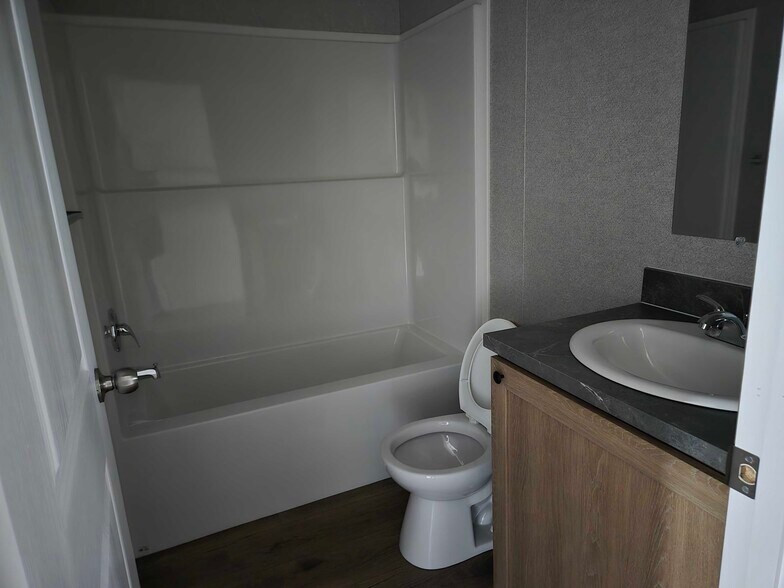 Building Photo - 3510 N 9th St