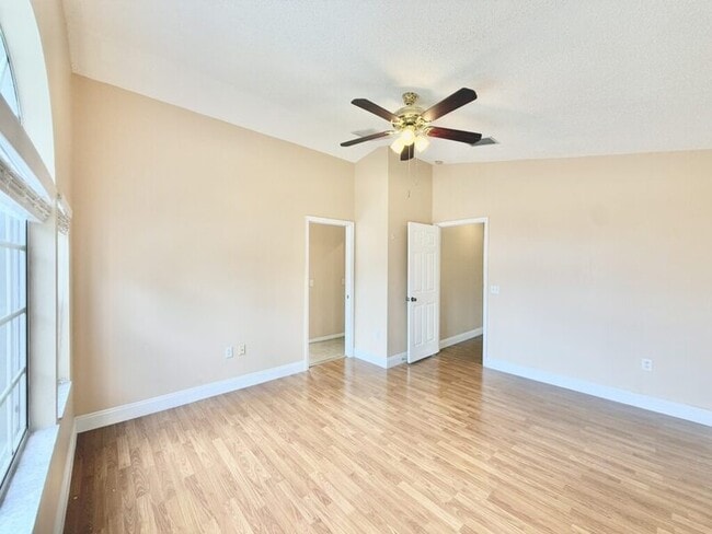 Building Photo - 1647 Gray Bark Dr