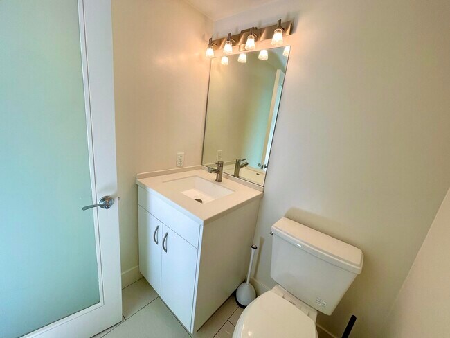 Building Photo - 70480 Mottle Cir