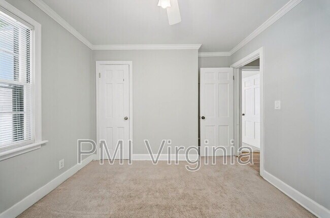 Building Photo - 1641 E Bayview Blvd