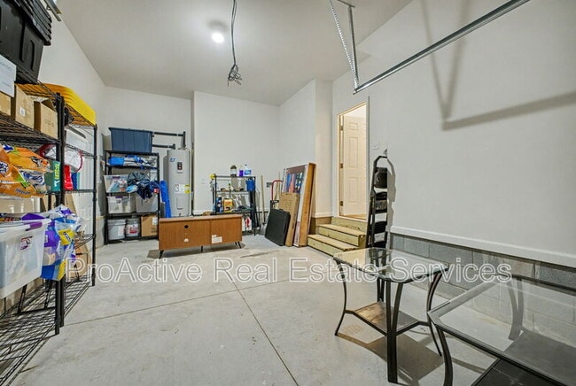 Building Photo - 3026 Peronne Ave