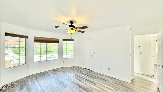 Building Photo - 413 N Flint St