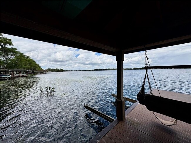 Building Photo - 438 Lakeview Ave