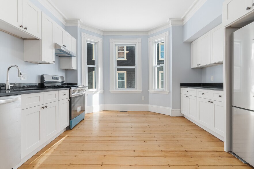 Building Photo - 106 Paul Gore St