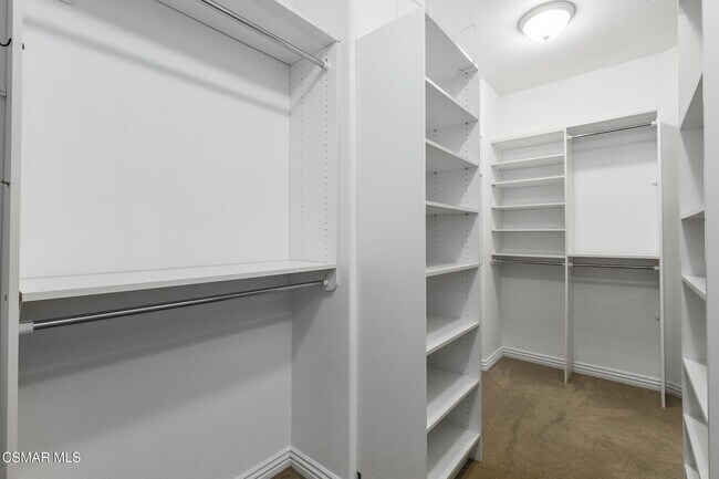 Building Photo - 4659 Cielo Cir