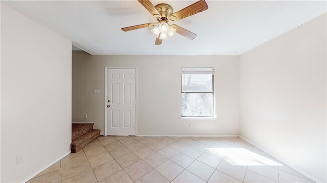 Building Photo - 1004 Verde Dr