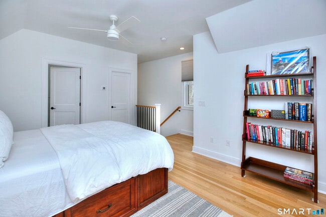 Building Photo - 32 Ridge Rd