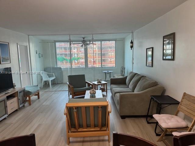 Building Photo - 5401 Collins Ave