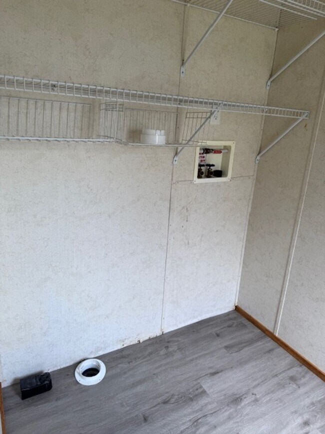 Building Photo - Greenback 37742 - 3 bed 2 bath mobile home...