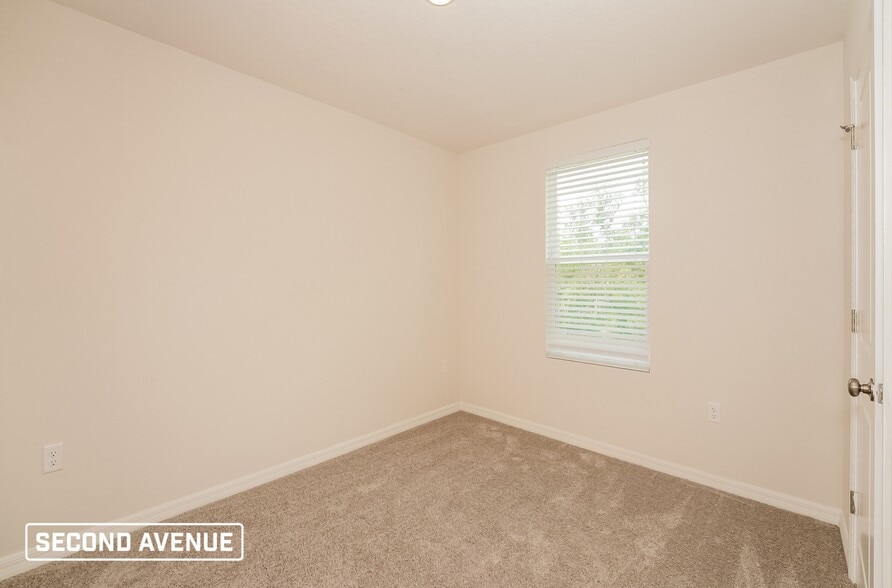 Building Photo - 10920 N Ober Terrace
