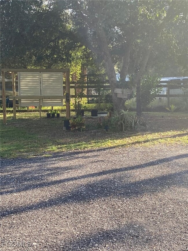 Building Photo - 430 S Lindero St