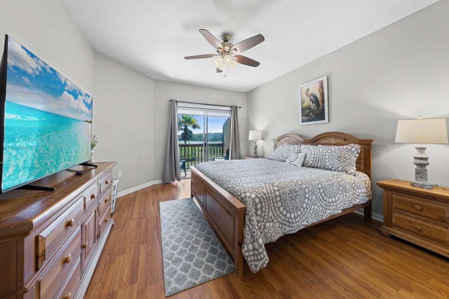 Building Photo - 3806 Spinnaker Dr