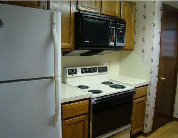 Building Photo - 4400 Hemingway Dr