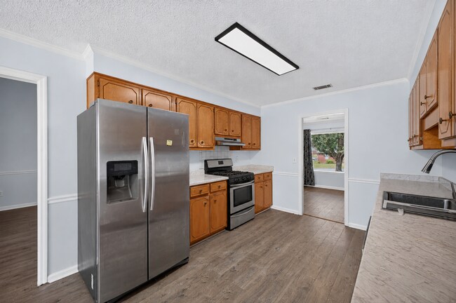 Building Photo - 4810 Golden Leaf Ln
