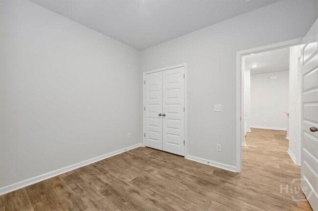 Building Photo - 150 Bottlebrush Dr