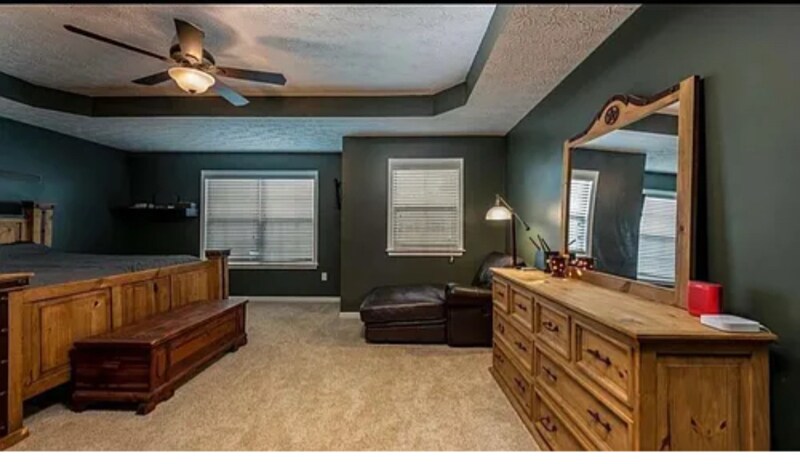Building Photo - 6080 Townes Way