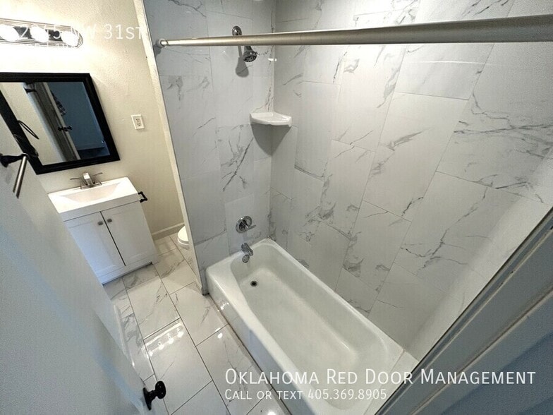 Building Photo - 2345 NW 31st St