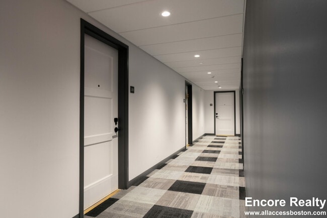 Building Photo - 100 Hemenway St