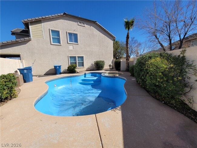 Building Photo - 10799 Flame Vine Ct