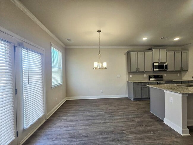 Building Photo - 7327 Rocklin Ln