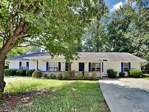 Building Photo - 546 Baron Dr