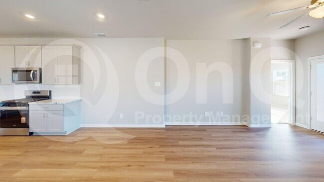 Building Photo - 505 Blanton St