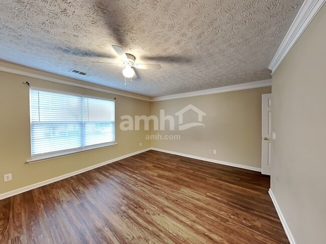 Building Photo - 315 Westminster Dr