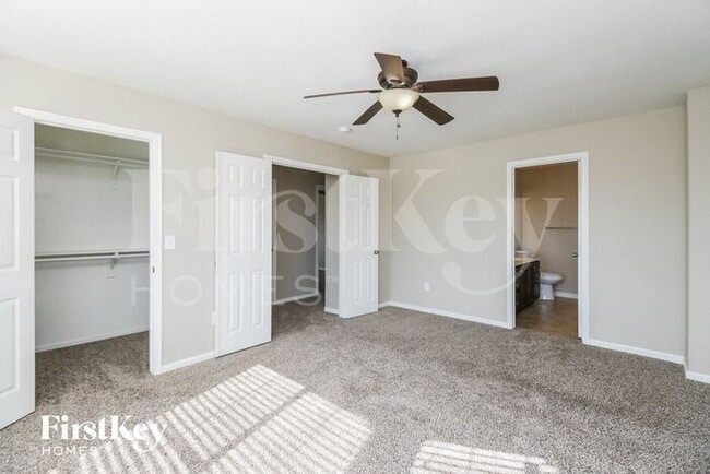 Building Photo - 848 E Morelos St