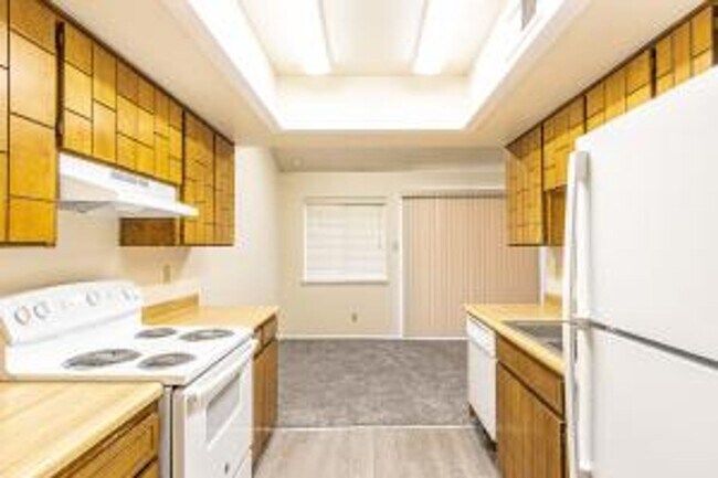 Building Photo - Cozy 3 Bedroom 2 Bath