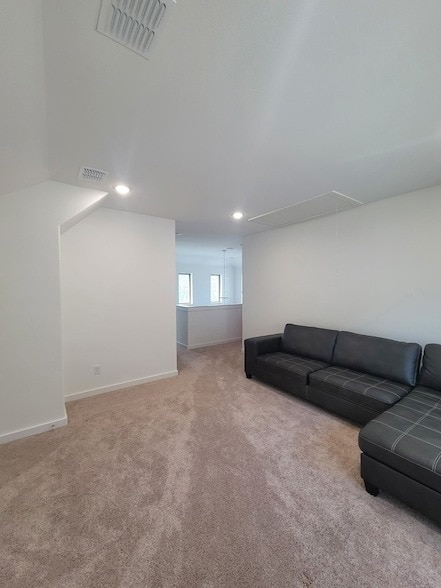 Building Photo - 119 Genovese Dr