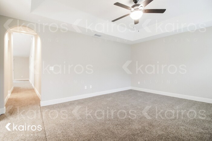 Building Photo - 17 Malauka Radial Cir