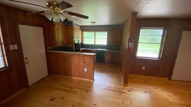 Building Photo - 3153 Joyce Dr