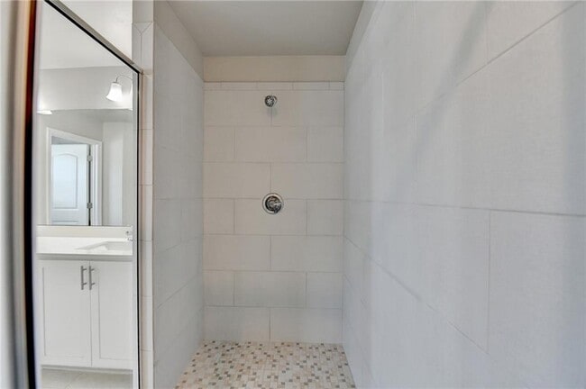 Building Photo - 5595 Rock Place Ct