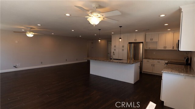 Building Photo - 6642 Amberwood Dr