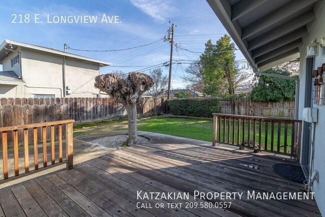 Building Photo - Cute 3-Bedroom 2-Bath Single Story Home