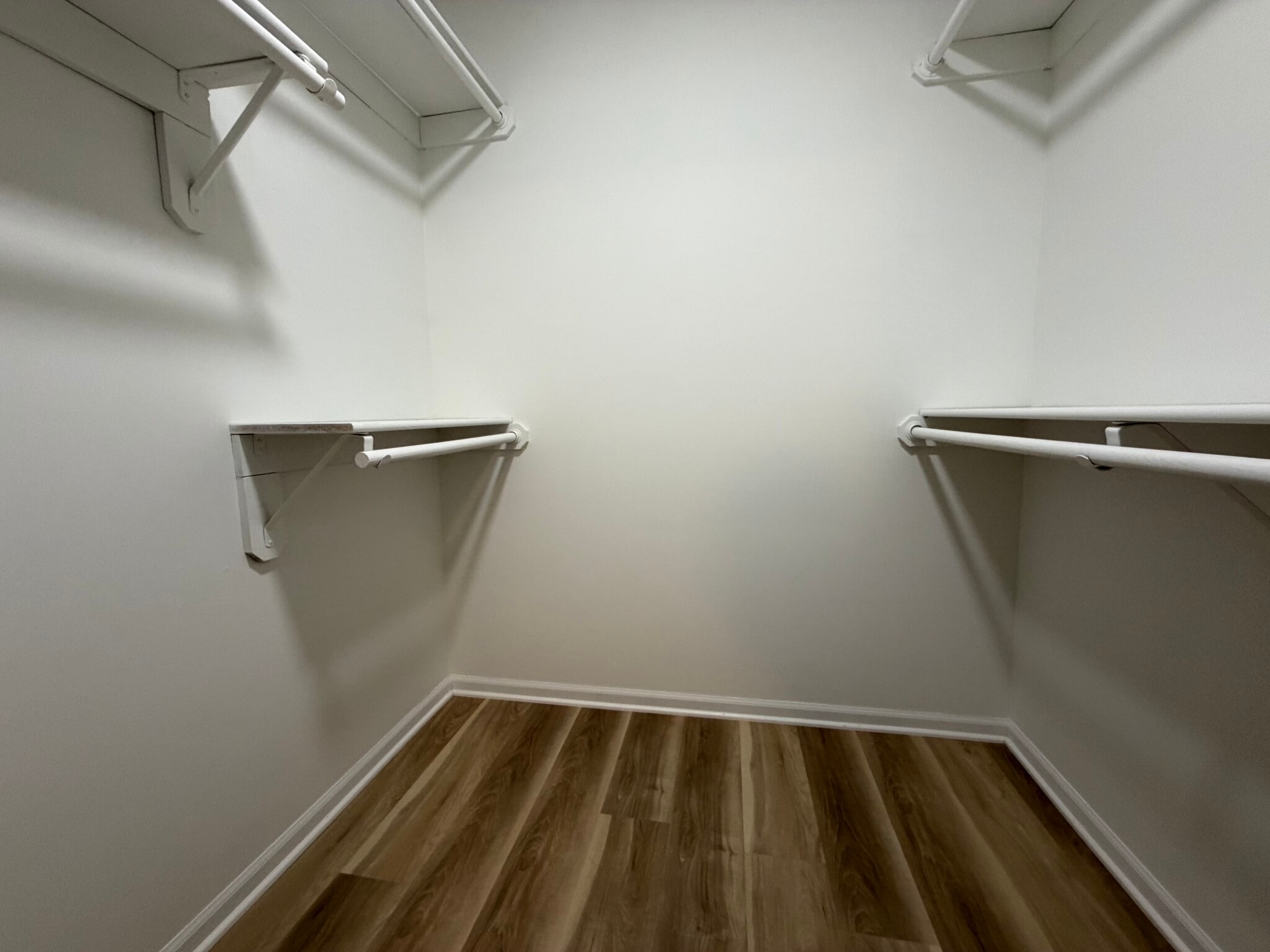 Building Photo - 10325 Ohio Plz