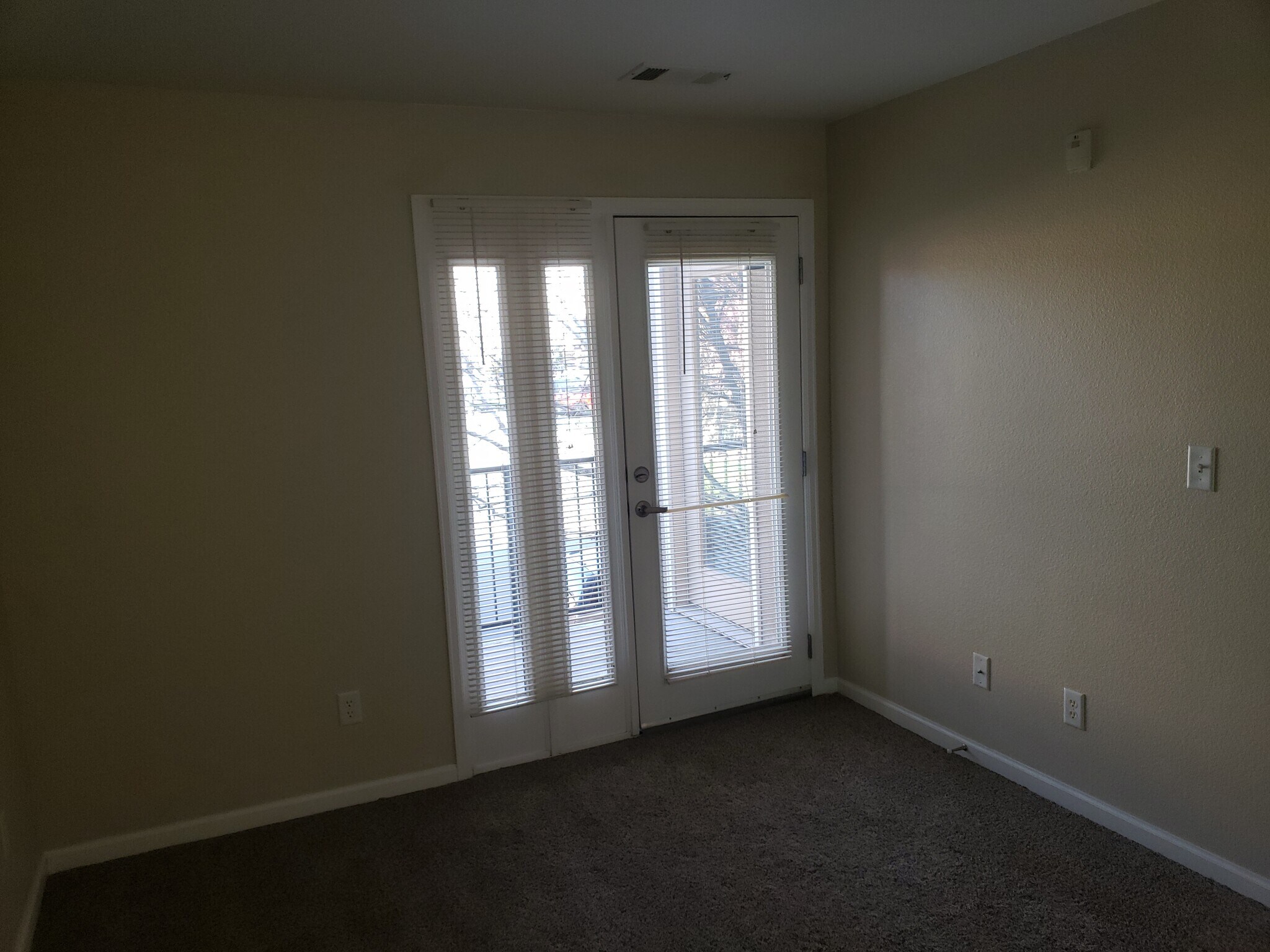 Building Photo - 5201 S Fox St