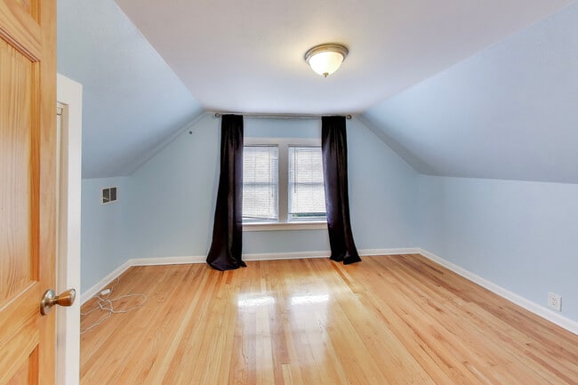 Building Photo - 2537 S Scott St