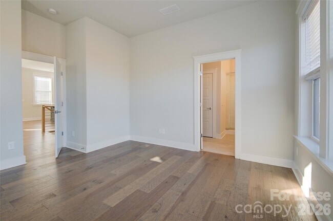 Building Photo - 5939 Ardrey Kell Rd
