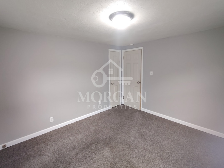 Building Photo - 608 Ellenhurst Dr